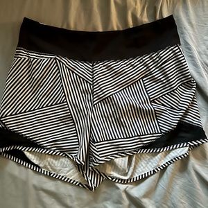 Women’s active shorts